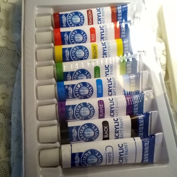 Acrylic Paint tubes with new paint brushes and 4 mixing trays - Picture 3 of 7